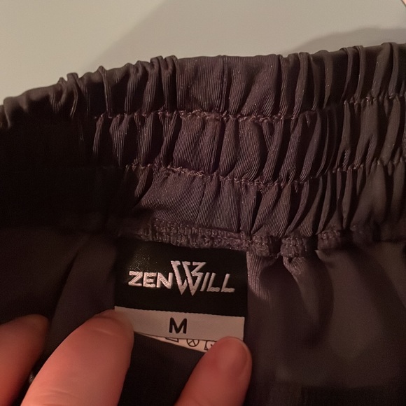 Men’s joggers black with a bit of grey - Picture 6 of 7